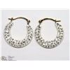 Image 1 : 10KT YELLOW GOLD CUBIC CRYSTAL HOOP EARRINGS