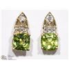 Image 1 : 10KT YELLOW GOLD PERIDOT & DIAMOND STUD EARRINGS