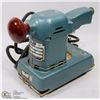 Image 1 : VINTAGE ORBITAL SANDER WITH MANUAL