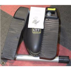 LATERAL THIGH TRAINER.