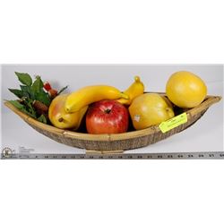 CENTERPIECE DISPLAY WITH FAUX FRUIT