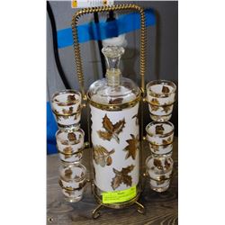 VINTAGE 8 PC LIQUOR DECANTER & SHOT GLASS SET