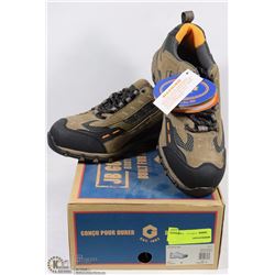 PAIR OF JB GOODHUE STEEL TOE WORK SHOES SIZE 9