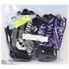 Image 1 : 6 PACK OF YOUTH/ADULT HALLOWEEN SAFETY GLOVES