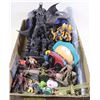 Image 1 : FLAT OF ASSORTED COLLECTIBLES INCL BATMAN  ACTION