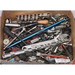 FLAT OF ASSORTED HAND TOOLS