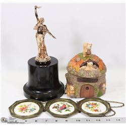 COOKIE JAR, MADE IN ITALY  TRIPLE HANGING PICTURES