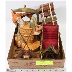 FLAT OF VINTAGE HOME DÉCOR ITEMS