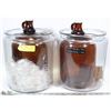 Image 1 : 2 LARGE GLASS JARS AND BROWN JUGS