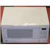Image 1 : LG 850W MICROWAVE