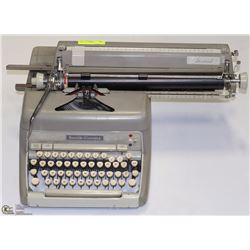 VINTAGE TYPEWRITER