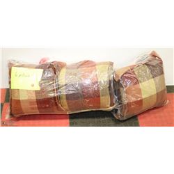 6 SHOWHOME PILLOWS