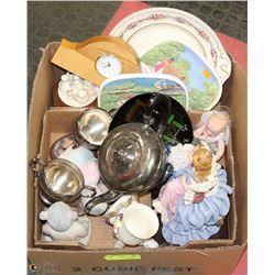 LARGE LOT OF COLLECTIBLES