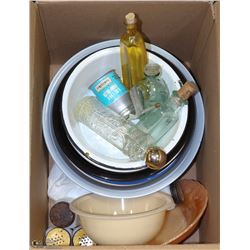 BOX W/ FIREKING, MELAMINE, PEACH LUSTRE, VINTAGE