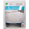 Image 1 : MAINSTAYS WATERPROOF QUEEN MATTRESS PAD