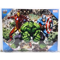 AVENGERS LED LIGHT UP WALL HANGING