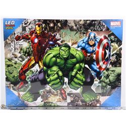 AVENGERS LED LIGHT UP WALL HANGING