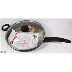 STARFRIT CAST ALUMINUM 4.7QT 12.5" FRYING PAN