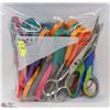 Image 1 : BAG OF SCISSORS