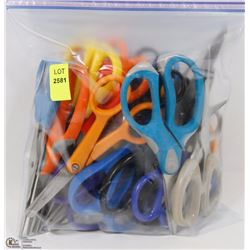 BAG OF SCISSORS