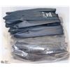 Image 1 : 1 DOZEN NITRILE LAMINATED-FABRIC GLOVES