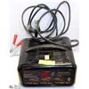 Image 1 : 39) MOTORMASTER BATTERY CHARGER