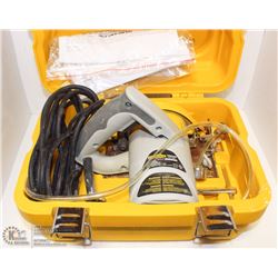 WORKFORCE TILE WET/DRY SAW.