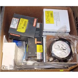 LOT OF MISC. GOODS INCL. 4 LIQUID-FILLED PRESSURE