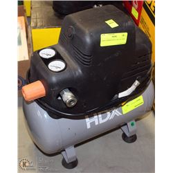 HDX COMPRESSOR 2 GAL OIL FREE.