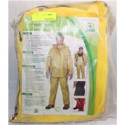NEW SIZE: MEDIUM PUT-IT-ON 701 DELUXE STORM SUIT