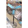 Image 1 : COMMERCIAL SHOP STANDING FAN.