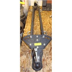 CAR TOW BAR.
