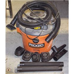 RIGID 12-GALLON WET/DRY VAC