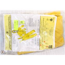 SIZE: SMALL PUT-IT-ON 3-PIECE RAINSUIT-AS THEY