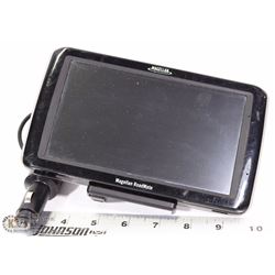 BOX W/ MAGELLAN ROADMATE GPS - 7 INCH