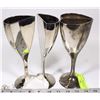 Image 1 : SET OF HEART SHAPED GOBLETS (2 MAKES HEART SHAPE)