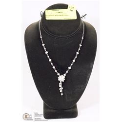 NEW NECKLACE AND DROP EARRINGS SET