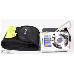 SONY 7.2 MEGAPIXELS CYBERSHOT DIGITAL CAMERA