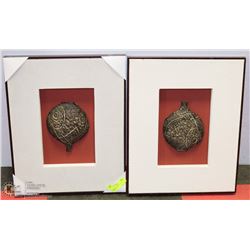 SET OF 2 ARTWORK 3D STYLE FRAMED