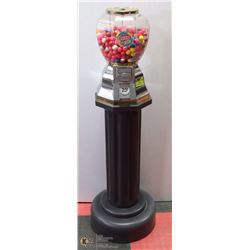 STAND ALONE VENDAMAX 25 CENT GUMBALL MACHINE WITH