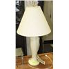Image 1 : TABLE LAMP