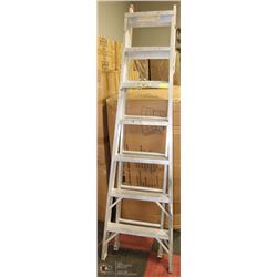 7'-12'15' EXTENSION ALUMINUM LADDER