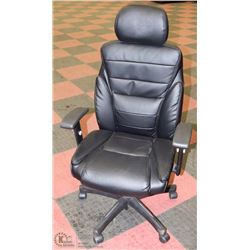 ADJUSTABLE LEATHER LOOK OFFICE CHAIR