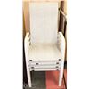 Image 1 : 4 PATIO CHAIRS