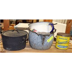 GROUP OF VINTAGE COOKING POTS WITH MAPLE LEAF