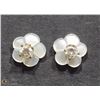 Image 1 : 29) 14K W.GOLD DIAMOND EARRINGS W/MOTHER OF PEARL