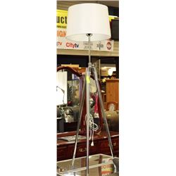 SHOWHOME CHROME TRIPOD FLOOR LAMP