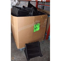 PALLET OF COFFEE AND TEA DISPLAYS/ RETAURANT ETC.