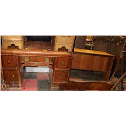 VINTAGE WOOD VANITY WITH MIRROR ON CHOICE