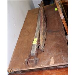 VINTAGE HORSE /WAGON PARTS